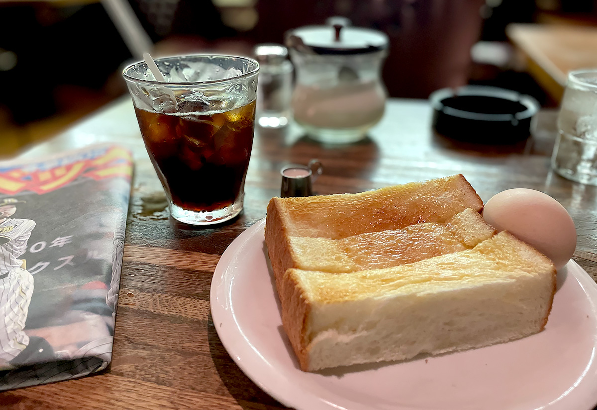 茨木市『珈琲 コロンビア』お得な400円のモーニングセット！昭和レトロの雰囲気が漂う喫茶店