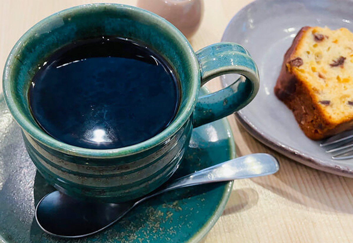 茨木市『うつわcafeハリス』こだわりの珈琲カップでコーヒーや紅茶を楽しめるカフェ！