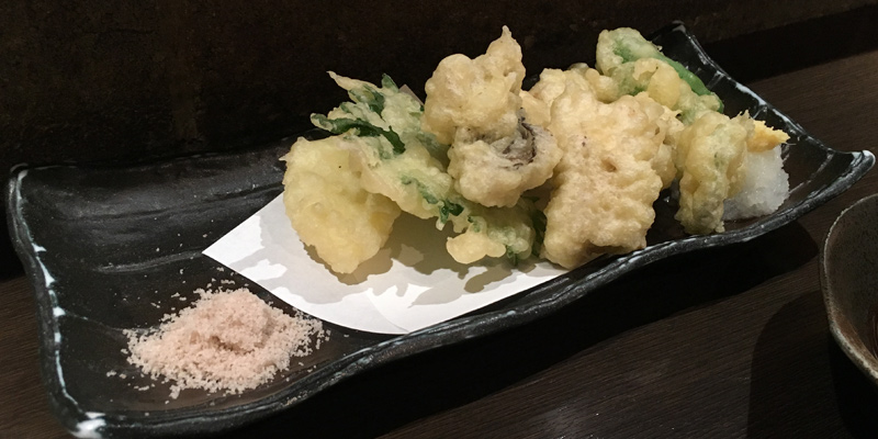 炭火・海鮮 おどりや 茨木店の鱧の天ぷら