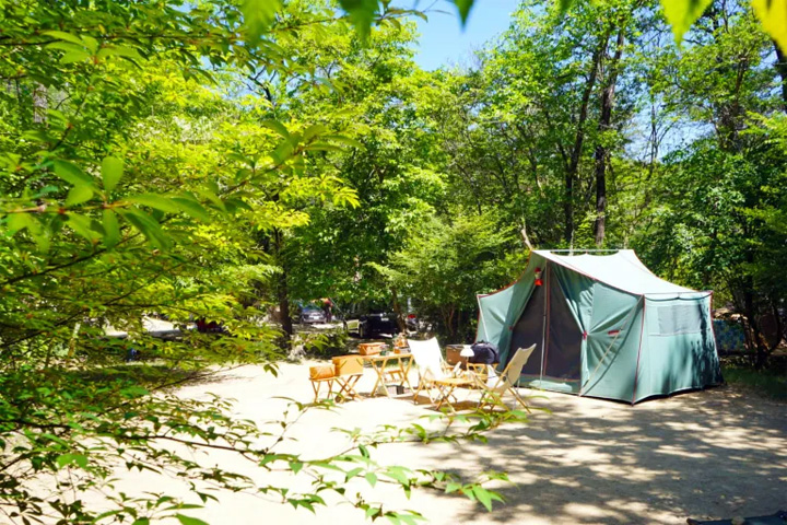豊能郡能勢町のキャンプ場の自然の森ファミリーオートキャンプ場