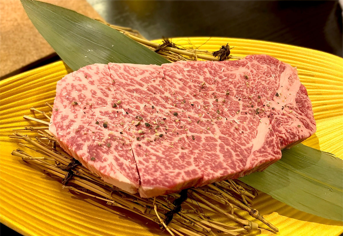 茨木市『焼肉hachi』デートや接待で使える大人の焼肉屋！シャトーブリアンなどの希少部位もあり！